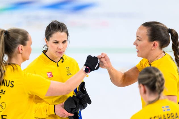 260222 Sara McManus, Anna Hasselborg and Agnes Knochenhauer of Sweden competes in a women s gold medal curling match between Switzerland and Sweden during day 16 of the 2026 Winter Olympics on February 22, 2026 in Cortina. Photo: Jon Olav Nesvold BILDBYRAN COP 217 JE0130 curling Olympic Games, Olympische Spiele, Olympia, OS olympics winter olympics os ol olympiska spel vinter-os olympiske leker milano cortina 2026 milan cortina 2026 milano cortina 2026 olympic games milano cortina 2026 winter olympic games milano cortina-os milano cortina-ol vinter-ol 16 bbeng schweiz sveits sweden sverige dam *** 260222 Sara McManus, Anna Hasselborg and Agnes Knochenhauer of Sweden competes in a women s gold medal curling match between Switzerland and Sweden during day 16 of the 2026 Winter Olympics on February 22, 2026 in Cortina Photo Jon Olav Nesvold BILDBYRAN COP 217 JE0130 curling olympic games olympics winter olympics os ol olympiska spel vinter os olympiske leker milano cortina 2026 milan cortina 2026 milano cortina 2026 olympic games milano cortina 2026 winter olympic games milano cortina os milano cortina ol olympiska spel vinter ol 16 bbeng schweiz sveits sweden sverige dam  Copyright: JONxOLAVxNESVOLD BB260222JE020