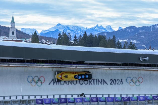 Olympische Winterspiele Milano Cortina 2026 Bob Viererbob Männer am 22.02.2026 im Cortina Sliding Centre in Cortina d™Ampezzo Johannes Lochner Thorsten Margis Jorn Wenzel Georg Fleischhauer ( Deutschland ) *** Olympic Winter Games Milano Cortina 2026 Bobsleigh 4-man on 22 02 2026 at the Cortina Sliding Center in Cortina d™Ampezzo Johannes Lochner Thorsten Margis Jorn Wenzel Georg Fleischhauer Germany xMSx