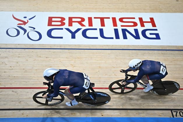 2026 British Cycling Lloyds National Track Championships Picture by Mathew Wells SWpix.com - 22 02 2026 - 2026 British Cycling Lloyds National Track Championships - National Cycling Centre, Manchester, England - Women s Sprint 1 4 Finals - Katy Marchant (Team Inspired), Iona Moir (Team Inspired) Copyright: x xSWpix.comx(t axPhotographyxHubxLtd)xMathewxWells SWpix.comx SWP-3203-0883