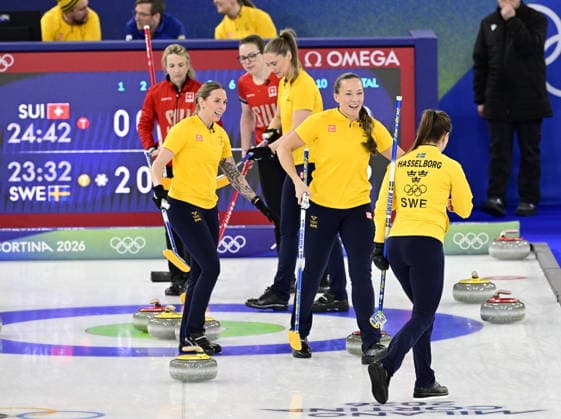 CORTINA, ITALIEN 20260222 Lag Hasselborg under damernas finalmatch mellan Schweiz och Sverige i OS-curlingen i Cortina. *** Bilden ingar i SPORTPAKET. För övriga BETALBILD *** CORTINA ITALIEN x10030x *** CORTINA, ITALY 20260222 Team Hasselborg during the womens final match between Switzerland and Sweden in the Olympic curling in Cortina The picture is in SPORTPAKET For others PAYPICTURE CORTINA ITALY x10030x  Copyright: xJonasxEkströmer TTx OS 2026 CURLING DAMER FINAL SCHWEIZ-SVERIGE