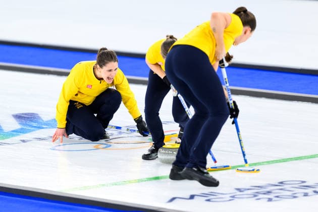 260222 Anna Hasselborg of Sweden competes in a women s gold medal curling match between Switzerland and Sweden during day 16 of the 2026 Winter Olympics on February 22, 2026 in Cortina. Photo: Jon Olav Nesvold BILDBYRAN COP 217 JE0130 curling Olympic Games, Olympische Spiele, Olympia, OS olympics winter olympics os ol olympiska spel vinter-os olympiske leker milano cortina 2026 milan cortina 2026 milano cortina 2026 olympic games milano cortina 2026 winter olympic games milano cortina-os milano cortina-ol vinter-ol 16 bbeng schweiz sveits sweden sverige dam *** 260222 Anna Hasselborg of Sweden competes in a women s gold medal curling match between Switzerland and Sweden during day 16 of the 2026 Winter Olympics on February 22, 2026 in Cortina Photo Jon Olav Nesvold BILDBYRAN COP 217 JE0130 curling olympic games olympics winter olympics os ol olympiska spel vinter os olympiske leker milano cortina 2026 milan cortina 2026 milano cortina 2026 olympic games milano cortina 2026 winter olympic games milano cortina os milano cortina ol vinter ol 16 bbeng schweiz sveits sweden sverige dam  Copyright: JONxOLAVxNESVOLD BB260222JE031
