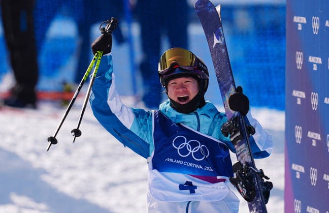 (260222) -- LIVIGNO, Feb. 22, 2026 -- Li Fanghui of China reacts during run 2 of the freestyle skiing women s freeski halfpipe final at the Milan-Cortina 2026 Olympic Winter games, Winterspiele,Spiele, Summer games in Livigno, Italy, Feb. 22, 2026. ) (MICO2026)ITALY-LIVIGNO-OLYMPIC WINTER GAMES-FREESTYLE SKIING-WOMEN S FREESKI HALFPIPE-FINAL HuxChao 
