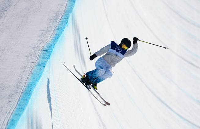 (260222) -- LIVIGNO, Feb. 22, 2026 -- Zhang Kexin of China competes during run 1 of the freestyle skiing women s freeski halfpipe final at the Milan-Cortina 2026 Olympic Winter games, Winterspiele,Spiele, Summer games in Livigno, Italy, Feb. 22, 2026. ) (MICO2026)ITALY-LIVIGNO-OLYMPIC WINTER GAMES-FREESTYLE SKIING-WOMEN S FREESKI HALFPIPE-FINAL HuxChao 