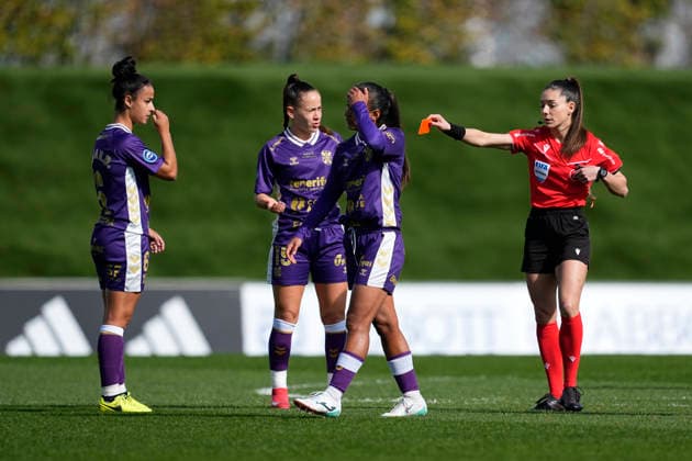 February 22, 2026, Valdebebas, Madrid, Spain: Yerliane Glamar Moreno Hernandez of Costa Adeje Tenerife see the red card during the Spanish Women League, Liga F, football match played between Real Madrid and CD Costa Adeje Tenerife at Alfredo Di Stefano stadium on February 22, 2026, in Valdebebas, Madrid, Spain. Real Madrid V CD Costa Adeje Tenerife - Liga F - ZUMAa181 20260222_zaa_a181_051 Copyright: xOscarxJ.xBarrosox