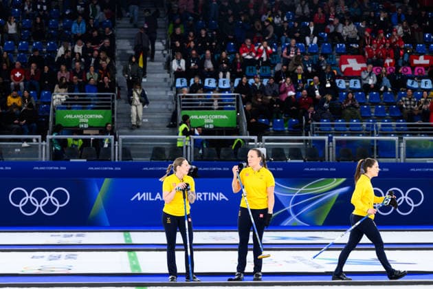 260222 Sofia Scharback, Agnes Knochenhauer and Anna Hasselborg of Sweden competes in a women s gold medal curling match between Switzerland and Sweden during day 16 of the 2026 Winter Olympics on February 22, 2026 in Cortina. Photo: Jon Olav Nesvold BILDBYRAN COP 217 JE0130 curling Olympic Games, Olympische Spiele, Olympia, OS olympics winter olympics os ol olympiska spel vinter-os olympiske leker milano cortina 2026 milan cortina 2026 milano cortina 2026 olympic games milano cortina 2026 winter olympic games milano cortina-os milano cortina-ol vinter-ol 16 bbeng schweiz sveits sweden sverige dam *** 260222 Sofia Scharback, Agnes Knochenhauer and Anna Hasselborg of Sweden competes in a women s gold medal curling match between Switzerland and Sweden during day 16 of the 2026 Winter Olympics on February 22, 2026 in Cortina Photo Jon Olav Nesvold BILDBYRAN COP 217 JE0130 curling olympic games olympics winter olympics os ol olympiska spel vinter os olympiske leker milano cortina 2026 milan cortina 2026 milano cortina 2026 olympic games milano cortina 2026 winter olympic games milano cortina os milano cortina ol olympiska spel vinter ol 16 bbeng schweiz sveits sweden sverige dam  Copyright: JONxOLAVxNESVOLD BB260222JE047