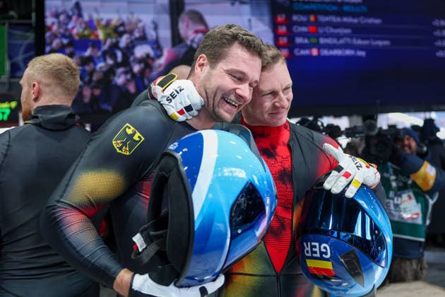 Olympische Winterspiele Milano Cortina 2026 Bob Viererbob Männer am 22.02.2026 im Cortina Sliding Centre in Cortina d™Ampezzo Johannes Lochner Thorsten Margis Jorn Wenzel Georg Fleischhauer ( Deutschland ) gewinnen die Gold Medaille *** Olympic Winter Games Milano Cortina 2026 Bobsleigh 4-man on 22 02 2026 at the Cortina Sliding Centre in Cortina d™Ampezzo Johannes Lochner Thorsten Margis Jorn Wenzel Georg Fleischhauer Germany win the gold medal xMSx