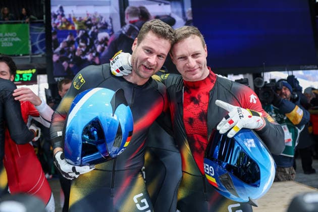 Olympische Winterspiele Milano Cortina 2026 Bob Viererbob Männer am 22.02.2026 im Cortina Sliding Centre in Cortina d™Ampezzo Johannes Lochner Thorsten Margis Jorn Wenzel Georg Fleischhauer ( Deutschland ) gewinnen die Gold Medaille *** Olympic Winter Games Milano Cortina 2026 Bobsleigh 4-man on 22 02 2026 at the Cortina Sliding Centre in Cortina d™Ampezzo Johannes Lochner Thorsten Margis Jorn Wenzel Georg Fleischhauer Germany win the gold medal xMSx