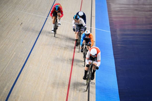 2026 British Cycling Lloyds National Track Championships Picture by Olly Hassell SWpix.com - 22 02 2026 - 2026 British Cycling Lloyds National Track Championships - National Cycling Centre, Manchester, England - Men s Keirin First Round Repechages - Joshua Dunham (VC St Raphael) Copyright: x xSWpix.comx(t axPhotographyxHubxLtd)xOllyxHassell SWpix.comx SWP-3203-0920