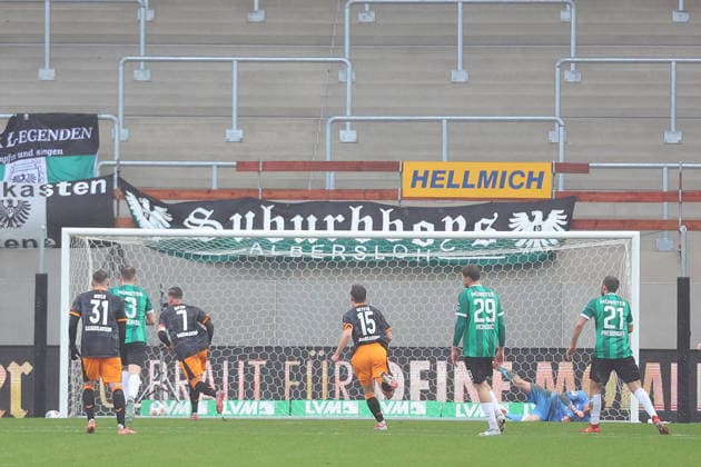 22 02 2026, xrekx, Soccer 2 Bundesliga, Preußen Münster 1 FC Kaiserslautern v l Penalty kick to 0 1 by Marlon Ritter 1 FC Kaiserslautern Johannes Schenk Preussen Muenster DFL DFB REGULATIONS PROHIBIT ANY USE OF PHOTOGRAPHS as IMAGE SEQUENCES and or QUASI VIDEO Münster
