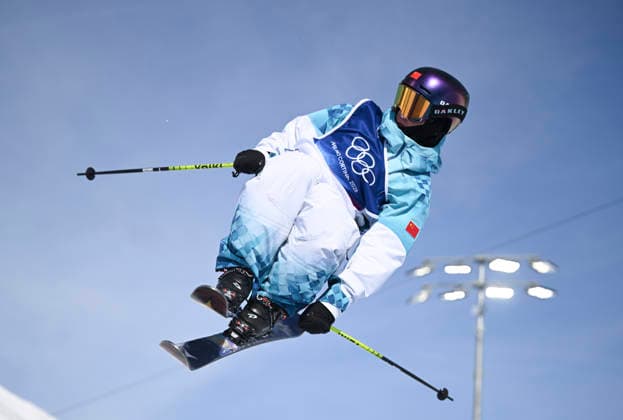 (260222) -- LIVIGNO, Feb. 22, 2026 -- Li Fanghui of China competes during run 3 of the freestyle skiing women s freeski halfpipe final at the Milan-Cortina 2026 Olympic Winter games, Winterspiele,Spiele, Summer games in Livigno, Italy, Feb. 22, 2026. ) (MICO2026)ITALY-LIVIGNO-OLYMPIC WINTER GAMES-FREESTYLE SKIING-WOMEN S FREESKI HALFPIPE-FINAL XiaxYifang 