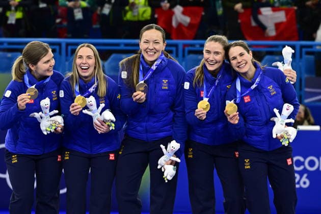 CORTINA, ITALY 20260222 Team Hasselborg celebrates the victory and the gold after the women s final match between Switzerland and Sweden in the Olympic curling in Cortina. *** The image is included in the SPORTS PACKAGE. For others PAYMENT IMAGE *** CORTINA ITALY x10030x *** CORTINA, ITALY 20260222 Team Hasselborg celebrates the victory and the gold after the women s final match between Switzerland and Sweden in the Olympic curling in Cortina The image is included in the SPORTS PACKAGE For others PAYMENT IMAGE CORTINA ITALY x10030x  Copyright: xJonasxEkströmer TTx OLYMPICS 2026 CURLING WOMEN FINAL SWITZERLAND-SWEDER