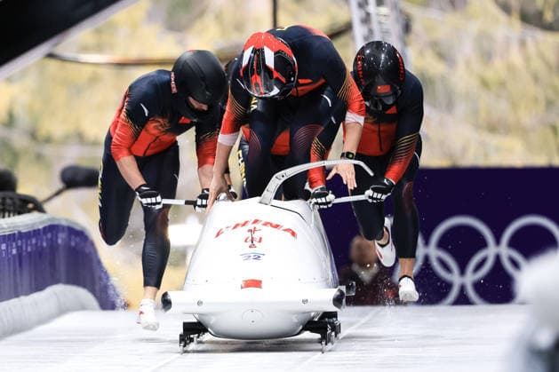 Chunjian Li, Maoyuan Jiang, Jielong Ye, Yunda Ding (CHN) during the Olympic Winter games, Winterspiele,Spiele, Summer games Milano-Cortina 2026, Bobsleigh 4-man on February 21, 2026 at Cortina Sliding Center in Cortina d Ampezzo, Italy  Copyright: xLucianoxMariaxBisi IPAxSportx xipa-agency.netx xx IPA_71868489 IPA_Agency_IPA71868489