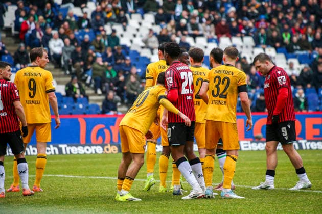 Germany Soccer 2 Bundesliga 2025 2026, Matchday 23 Hannover 96 vs Dynamo Dresden Heinz von Heiden Arena Stadion Hannover Team photo, Long shot Hannover Copyright: xAymanxAlahmedx