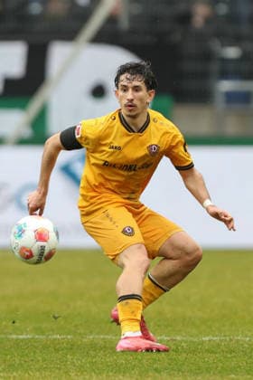 22 02 2026, xtgx, Fußball 2 Bundesliga, Hannover 96 SG Dynamo Dresden emspor, v l Jason Ceka Dresden, 7 Freisteller, Einzelbild, Ganzkoerper, single frame DFL DFB REGULATIONS PROHIBIT ANY USE OF PHOTOGRAPHS as IMAGE SEQUENCES and or QUASI VIDEO Hannover
