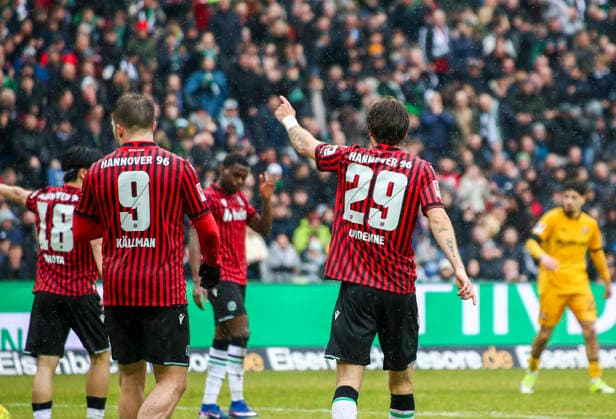 Germany Soccer 2 Bundesliga 2025 2026, 23 Matchday Hannover 96 vs Dynamo Dresden Heinz von Heiden Arena Stadion Hannover Kolja Oudenne Hannover 96, 29 Benjamin Källman Benjamin Kallman Hannover 96, 9 Gesture, gesture, emotion Hannover Copyright: xAymanxAlahmedx