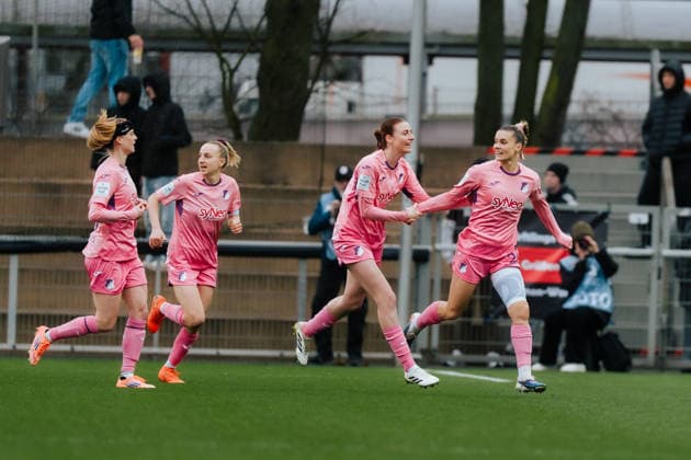 22.02.26, Women, Football, Google Pixel Frauen Bundesliga, Season 2025 2026, Bayer 04 Leverkusen - TSG 1899 Hoffenheim, Matchday 19 Selina Cerci ( 29 - TSG 1899 Hoffenheim) Goal celebration of 1:0 with the team Leverkusen Ulrich-Haberland-Stadion NRW Deutschland