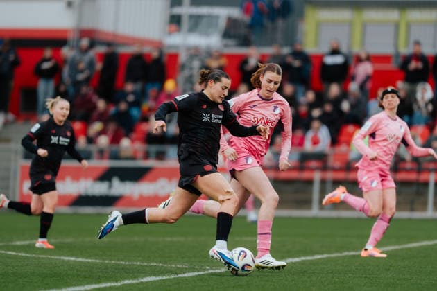 22.02.26, Women, Football, Google Pixel Frauen Bundesliga, Season 2025 2026, Bayer 04 Leverkusen - TSG 1899 Hoffenheim, Matchday 19 Carlotta Wamser ( 37 - Bayer 04 Leverkusen) dribbling Leverkusen Ulrich-Haberland-Stadion NRW Deutschland