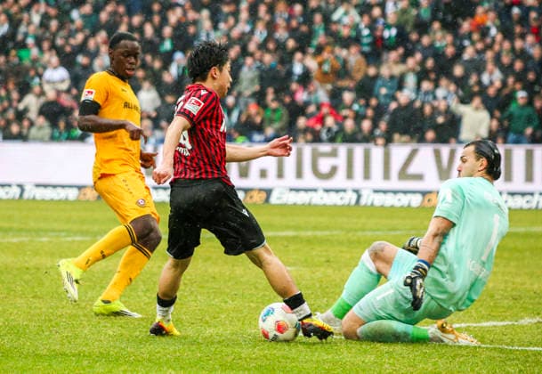 Germany Soccer 2 Bundesliga 2025 2026, Matchday 23 Hannover 96 vs Dynamo Dresden Heinz von Heiden Arena Stadion Hannover Goal chance Daisuke Yokota Hannover 96, 18 Tim Schreiber Dynamo Dresden, 1 Hannover Copyright: xAymanxAlahmedx