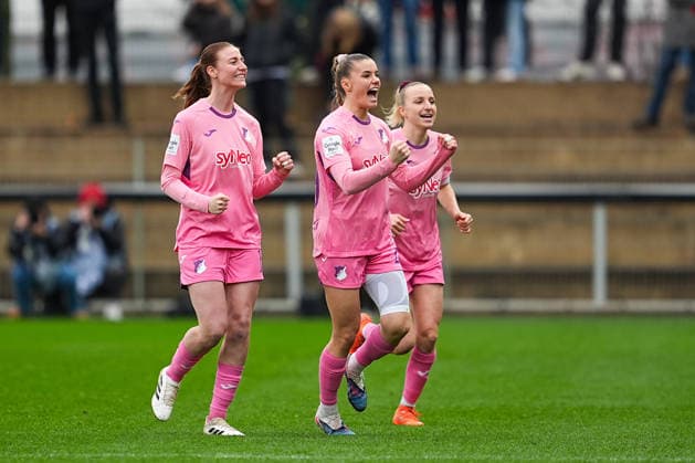 22 02 2026, xydrx, Womens Football, 1 Soccer Bundesliga, Bayer 04 Leverkusen TSG 1899 Hoffenheim, Season 2025 2026, Ulrich Haberland Stadion Goal celebration after the 1 0 goal for TSG 1899 Hoffenheim by scorer Selina Cerci TSG 1899 Hoffenheim 29 together with Jill Vanessa Diehm TSG 1899 Hoffenheim 6 and Lisa Doorn TSG 1899 Hoffenheim 14 DFB regulations prohibit any use of photographs as image sequences and or quasi video Photo xYannisxDreimannxPressefotoKochx Nordrhein Westfahlen Germany
