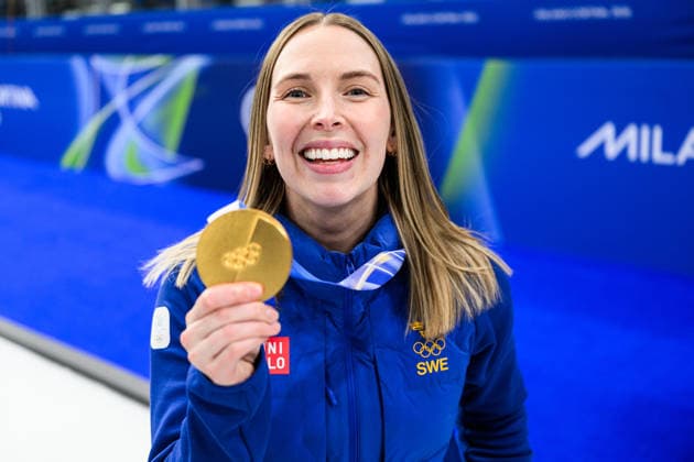 260222 Sofia Scharback of Sweden celebrates with her gold medals after winning in the women s gold medal curling match between Switzerland and Sweden during day 16 of the 2026 Winter Olympics on February 22, 2026 in Cortina. Photo: Jon Olav Nesvold BILDBYRAN COP 217 JE0130 jubel curling Olympic Games, Olympische Spiele, Olympia, OS olympics winter olympics os ol olympiska spel vinter-os olympiske leker milano cortina 2026 milan cortina 2026 milano cortina 2026 olympic games milano cortina 2026 winter olympic games milano cortina-os milano cortina-ol vinter-ol 16 bbeng schweiz sveits sweden sverige dam guld gold *** 260222 Sofia Scharback of Sweden celebrates with her gold medals after winning in the women s gold medal curling match between Switzerland and Sweden during day 16 of the 2026 Winter Olympics on February 22, 2026 in Cortina Photo Jon Olav Nesvold BILDBYRAN COP 217 JE0130 jubilation curling olympic games olympics winter olympics os ol olympiska spel vinter os olympiske leker milano cortina 2026 milan cortina 2026 milano cortina 2026 olympic games milano cortina 2026 winter olympic games milano cortina os milano cortina ol vinter ol 16 bbeng schweiz sveits sweden sverige dam guld gold  Copyright: JONxOLAVxNESVOLD BB260222JE124