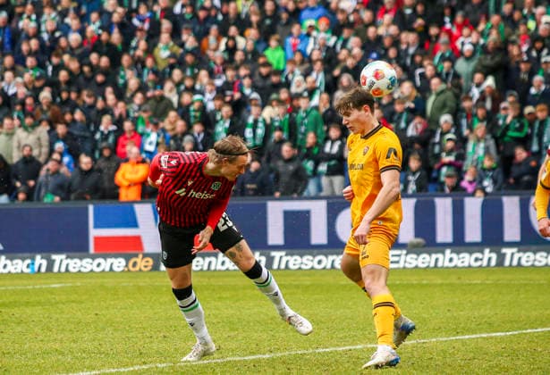 Germany Soccer 2 Bundesliga 2025 2026, Matchday 23 Hannover 96 vs Dynamo Dresden Heinz von Heiden Arena Stadion Hannover Goal chance Stefan Teitur ÖžorÃ°arson Stefan Teitur Thordarson Hannover 96, 23 Hannover Copyright: xAymanxAlahmedx