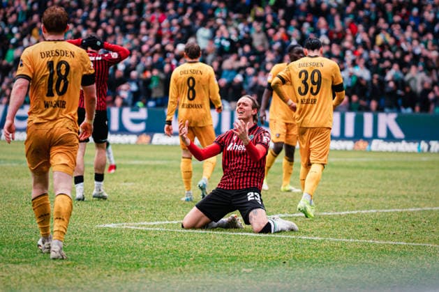 2 Bundesliga Hannover 96 vs Dynamo Dresden, 22 02 2026 Stefán Teitur Thórdarson Hannover 96, 23 annoyed about missed chance Football, 2 Bundesliga, 23 Matchday Hannover 96 vs Dynamo Dresden on 22 02 2026 at Heinz von Heiden Arena, Hannover DFL REGULATIONS PROHIBIT ANY USE OF PHOTOGRAPHS AS IMAGE SEQUENCES AND OR QUASI VIDEO Copyright: xBEAUTIFULxSPORTS Tonhäuserx