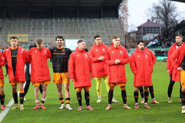 22 02 2026, xrekx, Fussball 2 Bundesliga, Preußen Münster 1 FC Kaiserslautern v l FCK Mannschaft, Spieler, jubeln nach Spielende, Team, Player, celebrate at the end of the match DFL DFB REGULATIONS PROHIBIT ANY USE OF PHOTOGRAPHS as IMAGE SEQUENCES and or QUASI VIDEO Münster