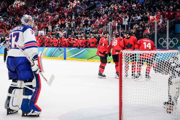 260222 Goaltender Connor Hellebuyck of USA looks dejected and Cale Makar of Canada celebrate with teammates after scoring the 1-1 goal in the men s Ice hockey, Eishockey final between Canada and USA during day 16 of the 2026 Winter Olympics on February 22, 2026 in Milan. Photo: Joel Marklund BILDBYRAN kod JM JM0802 bbeng ishockey ice hockey Olympic Games, Olympische Spiele, Olympia, OS olympics winter olympics os ol olympiska spel vinter-os olympiske leker milano cortina 2026 milan cortina 2026 milano cortina 2026 olympic games milano cortina 2026 winter olympic games milano cortina-os milano cortina-ol vinter-ol final usa united states canada kanada jubel depp *** 260222 Goaltender Connor Hellebuyck of USA looks dejected and Cale Makar of Canada celebrate with teammates after scoring the 1 1 goal in the men s ice hockey final between Canada and USA during day 16 of the 2026 Winter Olympics on February 22, 2026 in Milan Photo Joel Marklund BILDBYRAN kod JM JM0802 bbeng ishockey ice hockey olympic games olympics winter olympics os ol olympiska spel vinter os olympiske leker milano cortina 2026 milan cortina 2026 milano cortina 2026 olympic games milano cortina 2026 winter olympic games milano cortina os milano cortina ol vinter ol final usa united states canada kanada jubel depp  Copyright: JOELxMARKLUND BB260222JM041