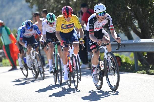 Volta Algarve 2026 Stage 5 ALTO DO MALHAO (LOULE), PORTUGAL - FEBRUARY 22 : Almeida Joao (POR) of UAE Team Emirates - XRG, Ayuso Juan (ESP) of Lidl - Trek and Seixas Paul (FRA) of Decathlon CMA CGM Team during stage 5 of the 52th edition of Volta Algarve an UCI ProSeries 2.Pro cycling road race stage for Men Elite of 148.4 km with start in Faro and finish in Alto do Malhao (Loule) on February 22, 2026 in Alto do Malhao (Loule), Portugal, 22 02 2026 ( Motordriver Guy De Vuyst - Alto do Malhao (Loule) Portugal  Copyright: xNicoxVereeckenx