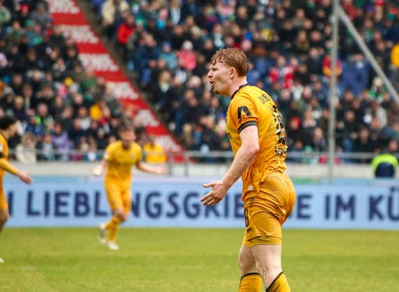 Germany Soccer 2 Bundesliga 2025 2026, 23 Matchday Hannover 96 vs Dynamo Dresden Heinz von Heiden Arena Stadion Hannover Gesture, Gesture, Emotion Robert Wagner Dynamo Dresden, 18 Facial expression, Facial expression, Emotion Hannover Copyright: xAymanxAlahmedx
