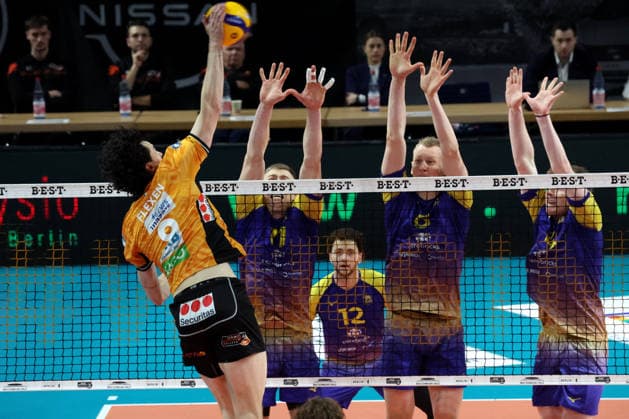 DEU, DVV, 1 VBL, BR Volleys vs Central Germany, 22 02 2026, Max Schmeling Halle, Berlin, DEU, DVV, 1 VBL, BR Volleys vs Central Germany, pictured Nolan Flexen BR Volleys 9 , Valdas Listanskis Central Germany 17 , Jannis Wehry Central Germany 8 , Tom Borchert Central Germany4 nordphotoxGmbHx xEngler nph00076