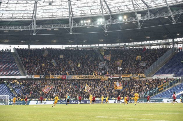22 02 2026, xtgx, Soccer 2 Bundesliga, Hannover 96 SG Dynamo Dresden emspor, v l symbol photo, symbol image, symbol fans, spectators, audience, tribute guest fans DFL DFB REGULATIONS PROHIBIT ANY USE OF PHOTOGRAPHS as IMAGE SEQUENCES and or QUASI VIDEO Hannover