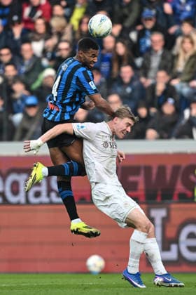 Cm Bergamo 22 02 2026 - campionato di calcio serie A Atalanta-Napoli foto Cristiano Mazzi Image nella foto: Isak Hien-Rasmus Hojlund 