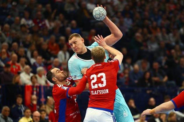Handball I Men I Season 2025 2026 I Bundesliga I 22 Matchday I HSV Hamburg MT Melsungen I 22 02 2026 Casper Ulrich Mortensen 51, HSV Hamburg Dainis Kristopans 10, MT Melsungen Einar Thorsteinn Olafsson 23, HSV Hamburg Hamburg Barclaycard Arena Hamburg Germany Copyright: xLobeca RalfxHomburgx