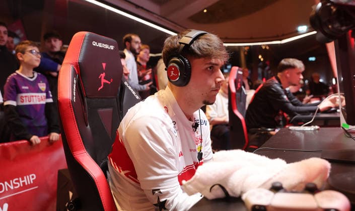 Stuttgart , Virtual Bundesliga eSports VfB Stuttgart , Denis Müller