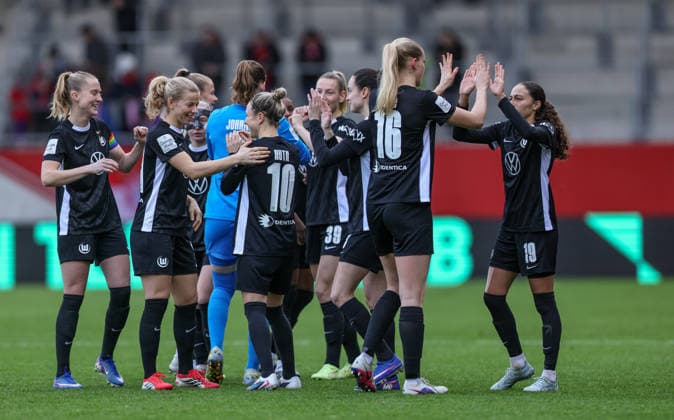 GER, Munich, FC Bayern Munich vs Vfl Wolfsburg, Google Pixel Womens Bundesliga, Football, DFB, Season 2025 2026, FC Bayern Campus, 19 Matchday in Picture Joy and Emotions at Vfl Wolfsburg DFB DFL REGULATES PROHIBIT ANY USE OF PHOTOGRAPHS AS IMAGE SEQUENCES AND OR QUASI VIDEO, 22 02 2026 Copyright: HMBxMedia HendrikxHamelau
