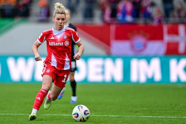 Linda DALLMANN FC Bayern Muenchen, FCB, 10 am Ball, 22 02 2026, München Deutschland , Fußball, Google Pixel Frauen Bundesliga, FC Bayern München VfL Wolfsburg, DFB DFL REGULATIONS PROHIBIT ANY USE OF PHOTOGRAPHS AS IMAGE SEQUENCES AND OR QUASI VIDEO xslx