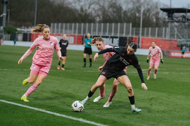 22.02.26, Women, Football, Google Pixel Frauen Bundesliga, Season 2025 2026, Bayer 04 Leverkusen - TSG 1899 Hoffenheim, Matchday 19 Loreen Bender ( 19 - Bayer 04 Leverkusen) dribbling Leverkusen Ulrich-Haberland-Stadion NRW Deutschland