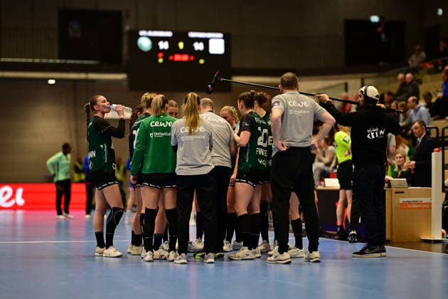 Handball I Women I Season 2025 2026 I EHF European League I VfL Oldenburg Tertnes Bergen I 22 02 2026 VfL Oldenburg Women together Buxtehude Halle Nord NEW Lower Saxony Germany Copyright: xLobeca FelixxSchlikisx