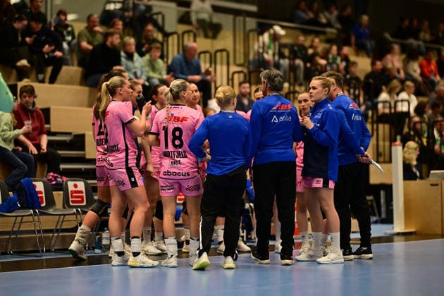 Handball I Women I Season 2025 2026 I EHF European League I VfL Oldenburg Tertnes Bergen I 22 02 2026 Tertnes Bergen Women together Buxtehude Halle Nord NEW Lower Saxony Germany Copyright: xLobeca FelixxSchlikisx
