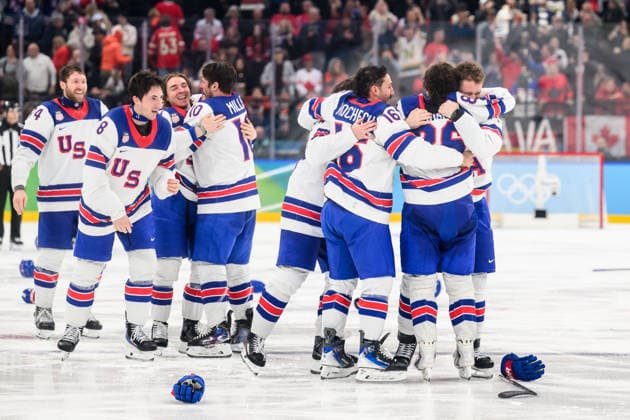 260222 Players of USA celebrate after the men s Ice hockey, Eishockey final between Canada and USA during day 16 of the 2026 Winter Olympics on February 22, 2026 in Milan. Photo: Joel Marklund BILDBYRAN kod JM JM0802 bbeng ishockey ice hockey Olympic Games, Olympische Spiele, Olympia, OS olympics winter olympics os ol olympiska spel vinter-os olympiske leker milano cortina 2026 milan cortina 2026 milano cortina 2026 olympic games milano cortina 2026 winter olympic games milano cortina-os milano cortina-ol vinter-ol final usa united states canada kanada jubel *** 260222 Players of USA celebrate after the men s ice hockey final between Canada and USA during day 16 of the 2026 Winter Olympics on February 22, 2026 in Milan Photo Joel Marklund BILDBYRAN kod JM JM0802 bbeng ishockey ice hockey olympic games olympics winter olympics os ol olympiska spel vinter os olympiske leker milano cortina 2026 milan cortina 2026 milano cortina 2026 olympic games milano cortina 2026 winter olympic games milano cortina os milano cortina ol vinter ol final usa united states canada kanada jubel  Copyright: JOELxMARKLUND BB260222JM056