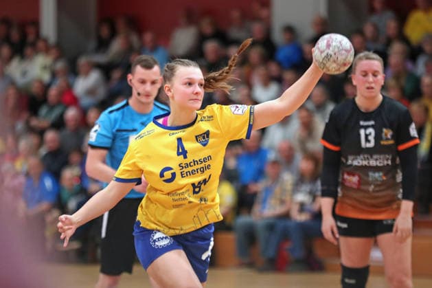 Handball, 2 Alsco HBF HC Leipzig VfL Waiblingen 22 02 2026 Jana Walther 4, HC Leipzig throws a seven-meter 2 Alsco Handball Bundesliga Frauen, HBF, Saison 2025 2026, 19 Spieltag HC Leipzig vs VfL Waiblingen am 22 02 2026 in der Sporthalle Brüderstraße Leipzig Copyright: xBEAUTIFULxSPORTS JanxKaeferx