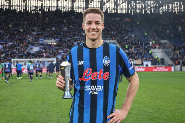 Atalanta s Mario Pasalic Panini MVP during the Serie A soccer match between A.C Atalanta B.C. and Napoli at the New Balance Arena in Bergamo, Italy - Sunday, February 22, 2026. - Soccer .  Copyright: xStefanoxNicoli LaPressex
