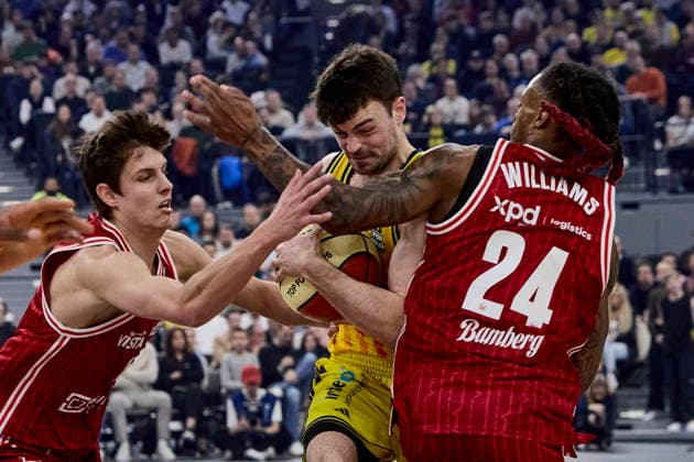 German Basketball League BBL Cup, BMA365 Bamberg BASKETS vs ALBA Berlin, Berlin ALBA, Bamberg BMA365 BASKETS, 2026 02 22 in Munich SAP Garden MATTISSECK Jonas ALBA Berlin Shooting Guard SG Nr9 BER9 , BALINT Richard BMA365 Bamberg BASKETS Point Guard PG Nr11 BAM11 , WILLIAMS Cobe BMA365 Bamberg BASKETS Point Guard PG Nr24 BAM24 sportworld Munich SAP Garden Bayern Germany