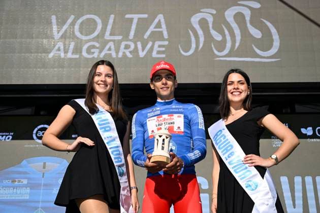 Volta Algarve 2026 Stage 5 ALTO DO MALHAO (LOULE), PORTUGAL - FEBRUARY 22 : Contte Tomas (ARG) of Aviludo - Louletano - Loule pictured during the podium ceremony of stage 5 of the 52th edition of Volta Algarve an UCI ProSeries 2.Pro cycling road race stage for Men Elite of 148.4 km with start in Faro and finish in Alto do Malhao (Loule) on February 22, 2026 in Alto do Malhao (Loule), Portugal, 22 02 2026 ( Motordriver Guy De Vuyst - Alto do Malhao (Loule) Portugal  Copyright: xNicoxVereeckenx