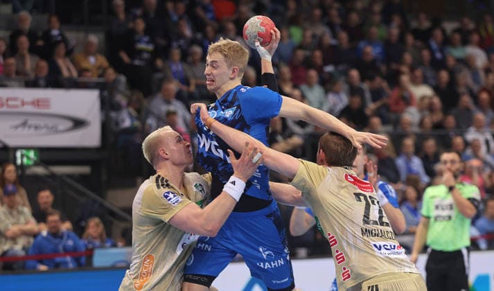 Stuttgart , Handball Daikin Bundesliga TVB Stuttgart vs TSV Hannover Burgdorf , Torben Matzken TVB