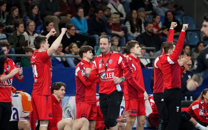 22 02 2026, Germany, Bietigheim, Handball 2 Bundesliga, SG BBM Bietigheim vs TuS N Lübbecke, BBM coach Iker Romero