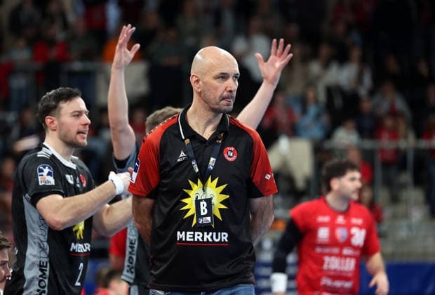 22 02 2026, Germany, Bietigheim, Handball 2 Bundesliga, SG BBM Bietigheim vs TuS N Lübbecke, TuS coach Davor Dominikovic