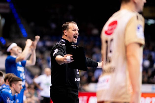 Misha Kaufmann, TVB Stuttgart, Coach Coach, TVB Stuttgart vs TSV Hannover Burgdorf, DAIKIN Handballbundesliga, 22 Matchday, Season 2025 2026, 22 02 2026 Eibner Pressefoto Andreas Ulmer TVB Stuttgart vs TSV Hannover Burgdorf, DAIKIN Handballbundesliga, 22 Matchday, Season 2025 2026, 22 02 2026 Stuttgart Copyright: xEibner-Pressefoto AndreasxUlmerx EP_AUR