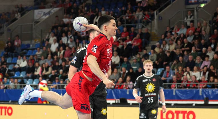 22 02 2026, Germany, Bietigheim, Handball 2 Bundesliga, SG BBM Bietigheim vs TuS N Lübbecke, Moritz Strosack BBM